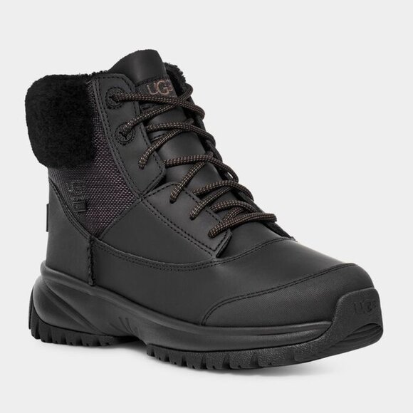 UGG Women's Yose Fluff V2 Boot - Picture 1 of 6